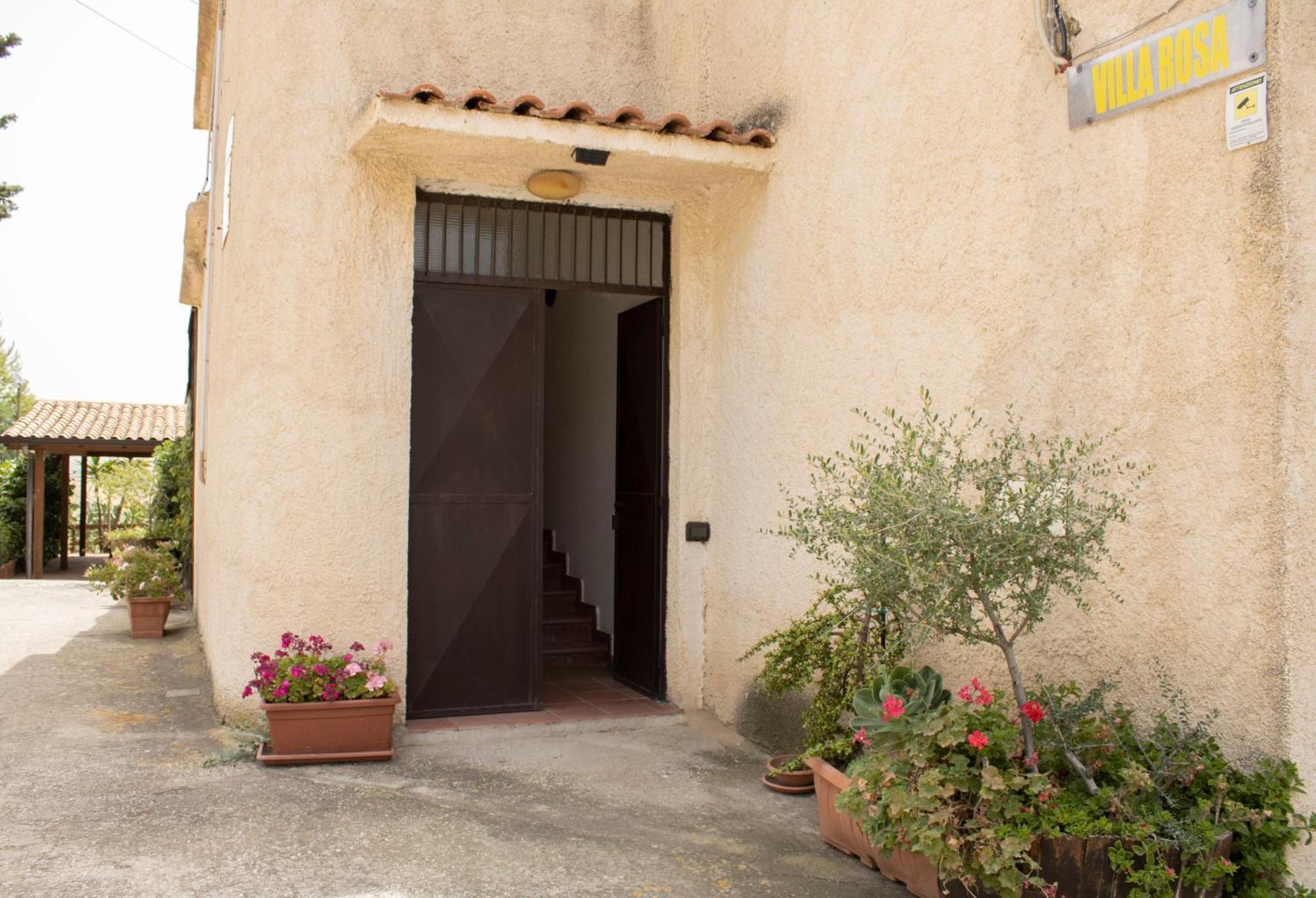 Agriturismo Bellajo - Ville Rustiche Con Piscina Agrigento Luaran gambar